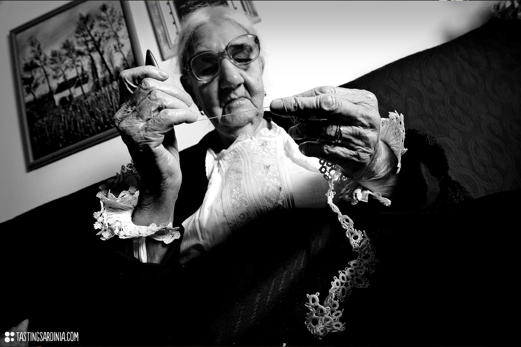 centenarian knitting
