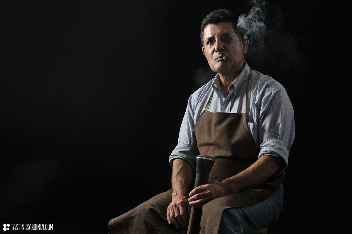 Luigi Pitzalis, one of the last coppersmith master craftsman in Italy